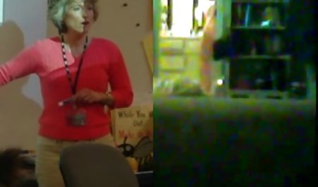 Bardzo sex grupowy w szkole duży i piękny chłopiec.MP4