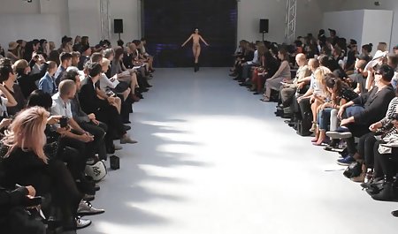 Silny łóżko opowiadania o sexie grupowym