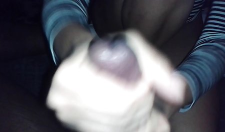 Niemiecki babcia matka młodzi na xxx sex grupowy podłodze po kąpieli