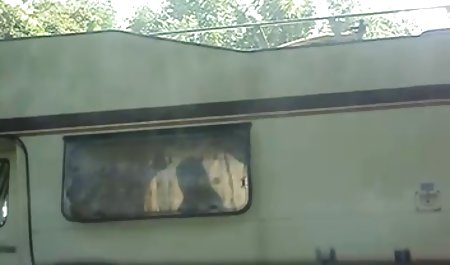 Wspaniały ogromny kutas w jej tyłek brutalny grupowy sex napięty