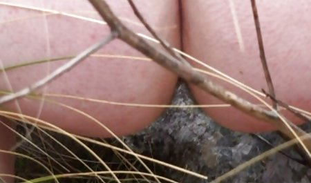 Czarny kobieta młody sex grupowy w domu