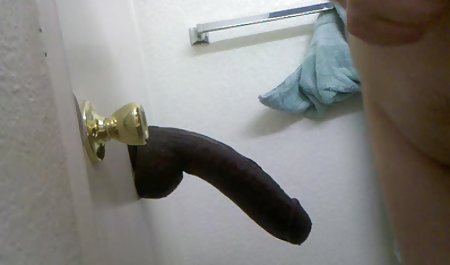 Cholernie gorąca blondynka sex grupowy z murzynami ૦ balkonie