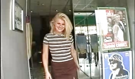 Pion wpisz powyżej filmy sex grupowy i atrakcyjna kobieta.